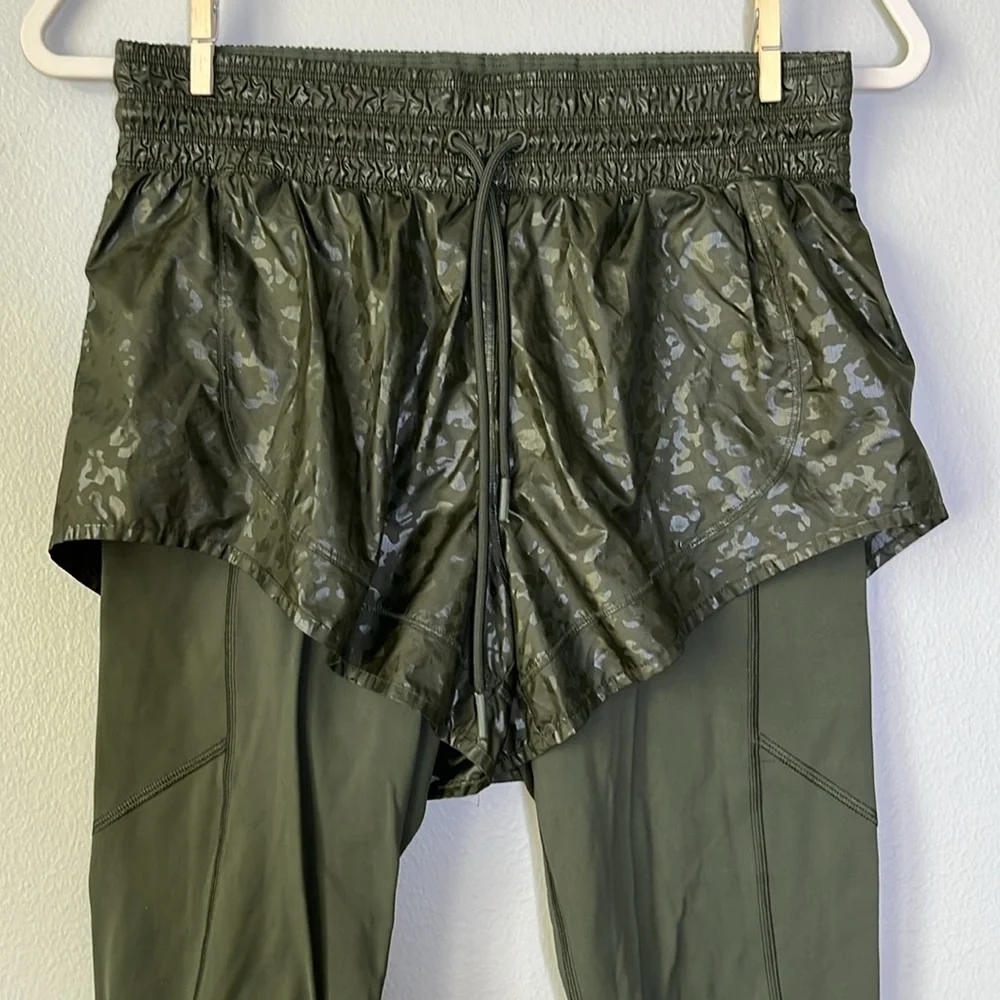 Athleta‎ Rainer 2 in 1 Tight / Green / SZ S